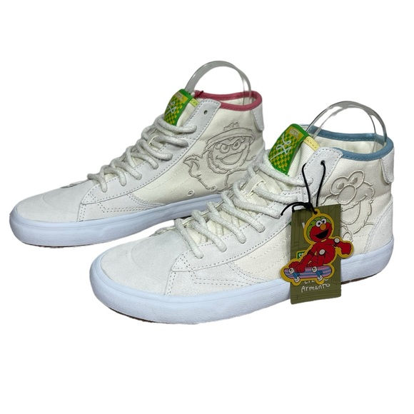 VANS Sk8-Hi High Top White Sneakers SESAME STREET Suede Canvas New Rare - Picture 2 of 16
